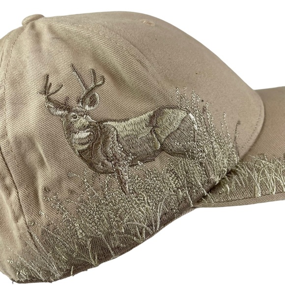 Deer Hunting Wildlife Series Authentic Velcro Strap-back Dri-Duck Embroidered - Picture 11 of 15